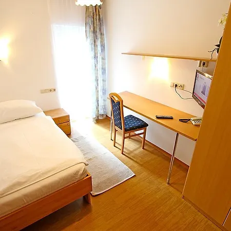 Borsenhof Hornung 3*